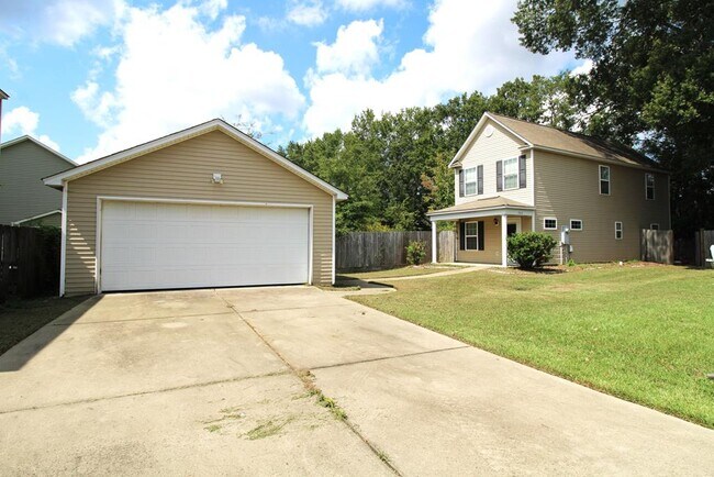 Building Photo - 1840 Polaris Dr