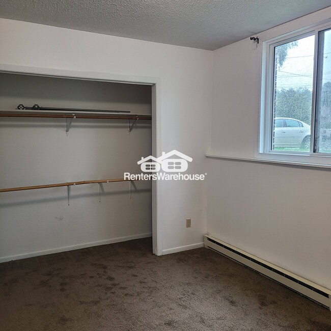 Building Photo - 3112 Park Dr