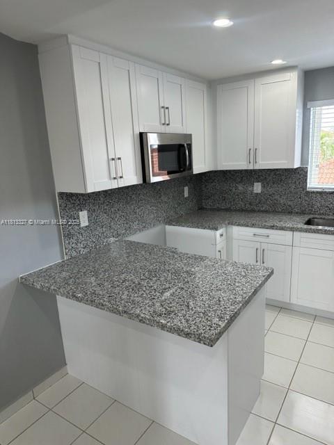 Building Photo - 3252 W 70th St