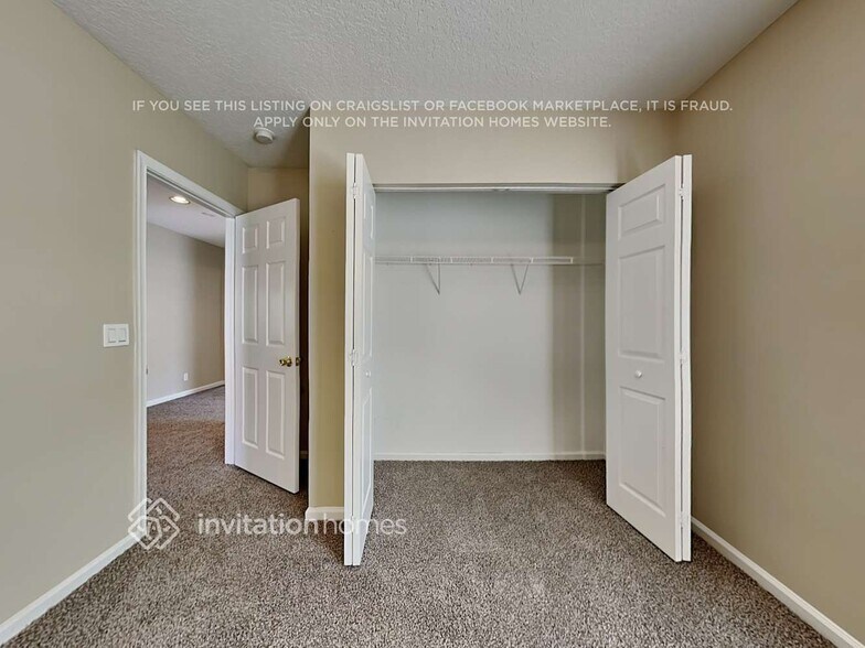 Building Photo - 5143 Heron Ct