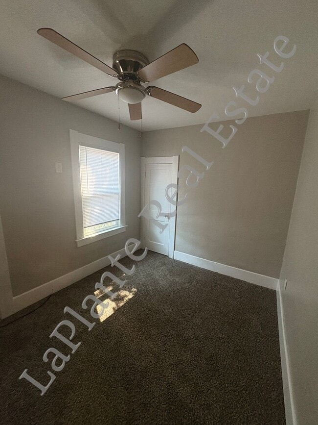 Building Photo - Charming 3 bedroom home for rent located i...