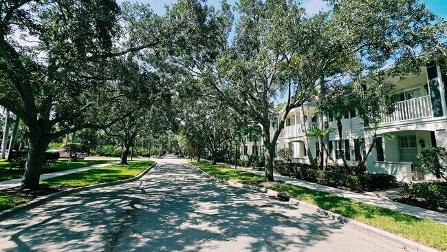 Building Photo - 2868 W Community Dr