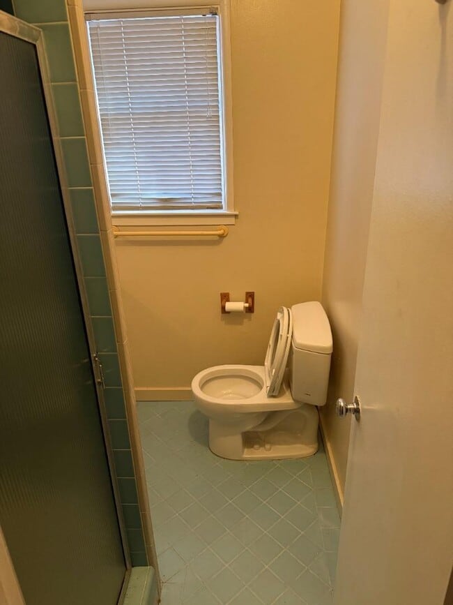 Building Photo - 2122 Williams St