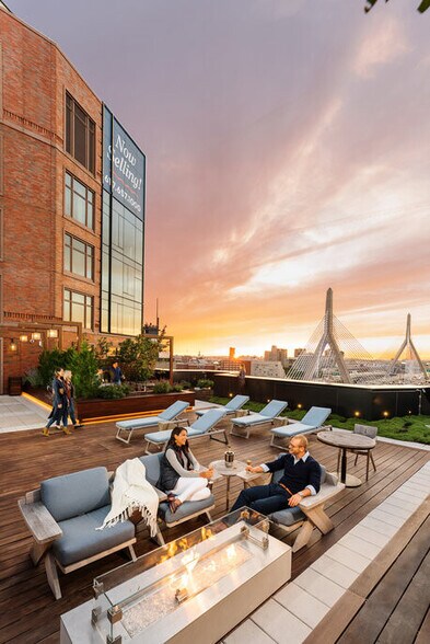 Building Photo - 100 Lovejoy Wharf