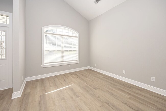 Building Photo - Completed Updated Home for Rent