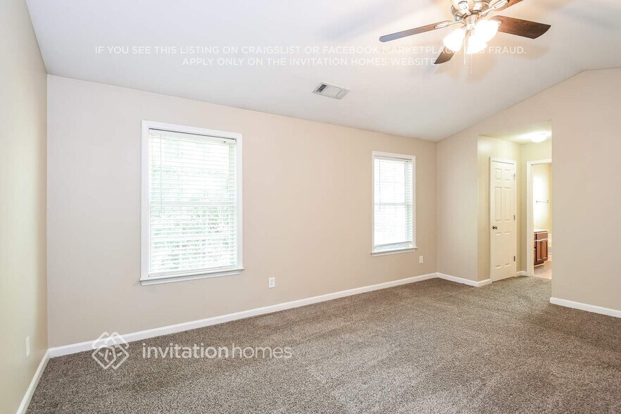 Building Photo - 3158 Yelton Ln