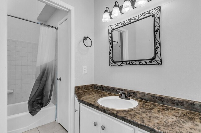 Building Photo - Park Meadows