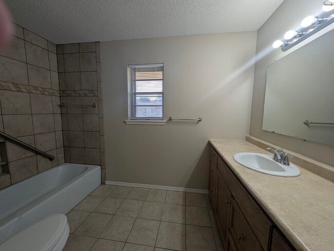 Building Photo - 3907 Peggy Dr