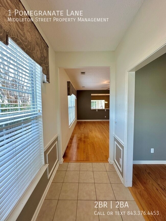 Building Photo - 1 Pomegranate Ln