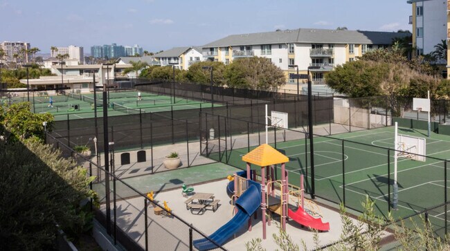Building Photo - 4025 Via Marina