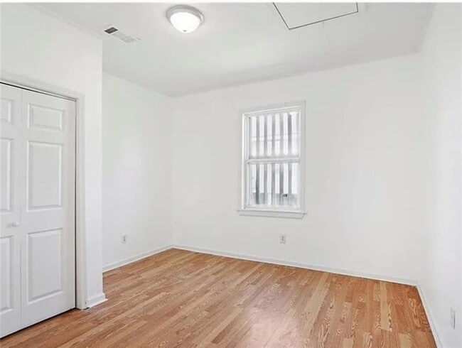 Building Photo - 3221 N Miro St