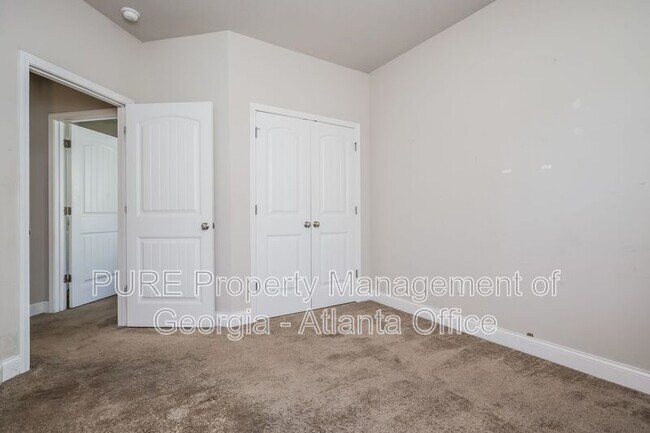 Building Photo - 155 Mandy Ln