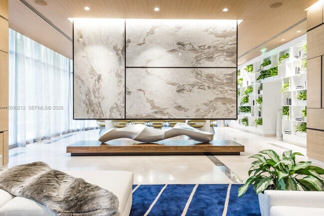 Building Photo - 45 SW 9th St