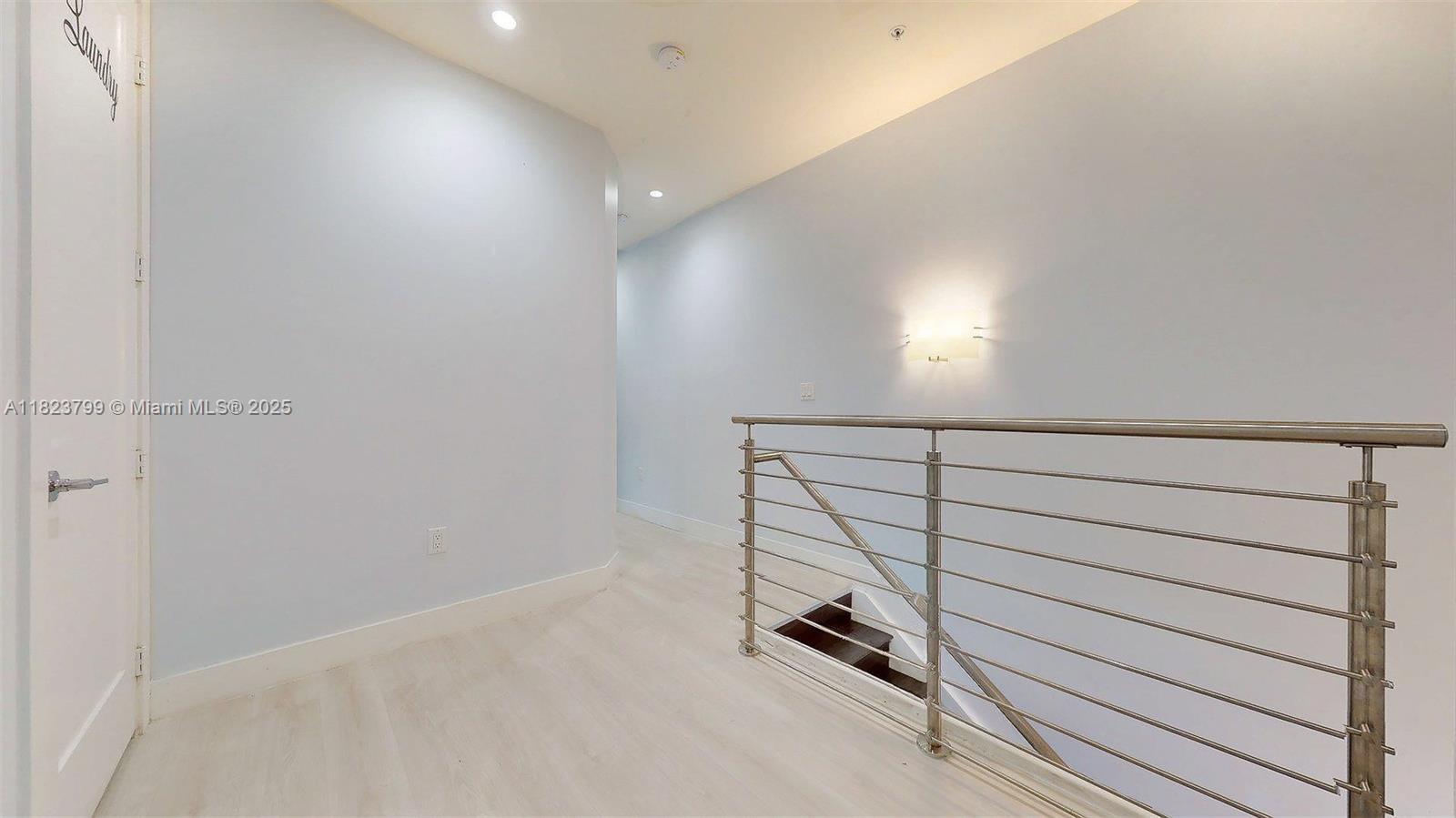 Building Photo - 10255 NW 63rd Ter