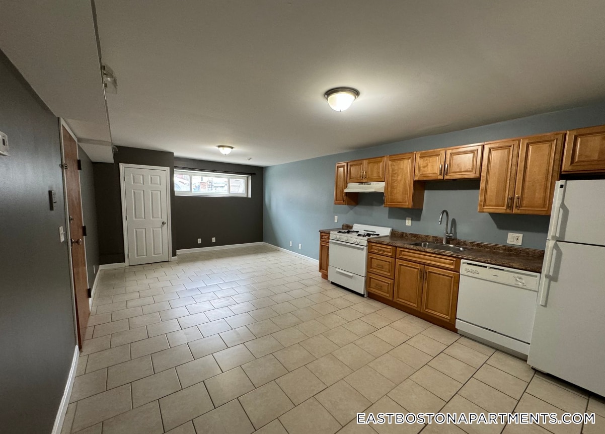 Building Photo - 30 Decatur St