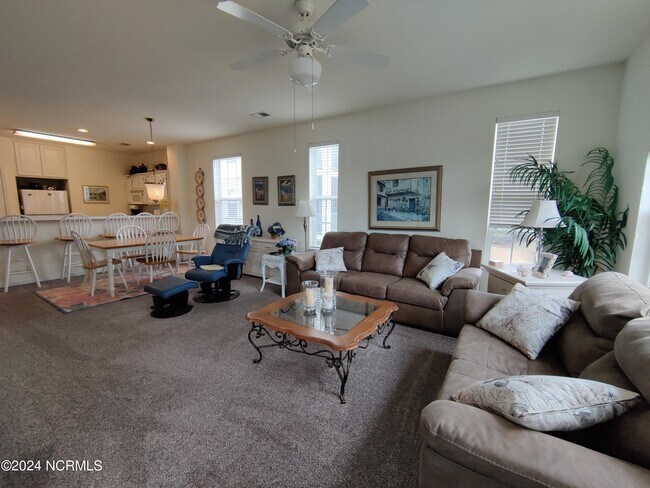 Building Photo - 872 Great Egret Cir SW