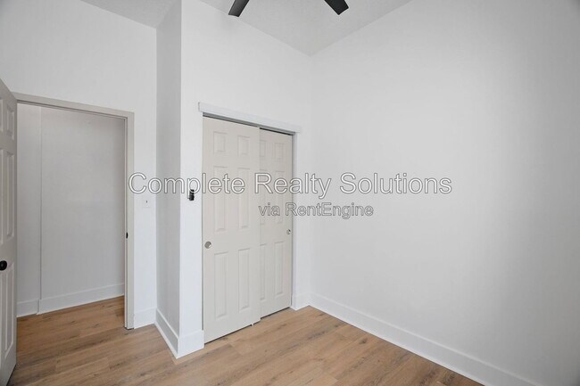 Building Photo - 2928 Texas Ave