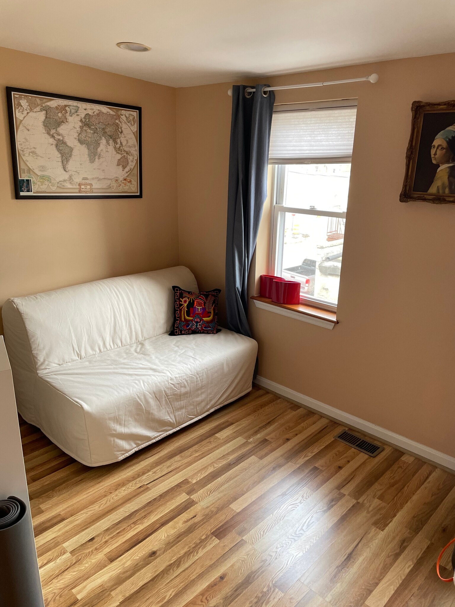 Building Photo - 126 Burnett St