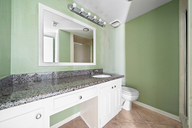 Building Photo - 14185 Misty Meadow Ln