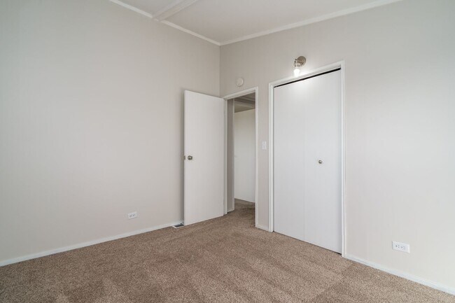 Building Photo - 8197 14th Ave S