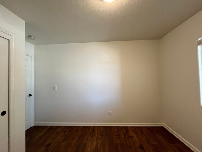 Building Photo - 1665 Aldo Way