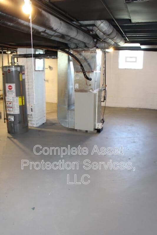 Building Photo - 7326 W Taft St