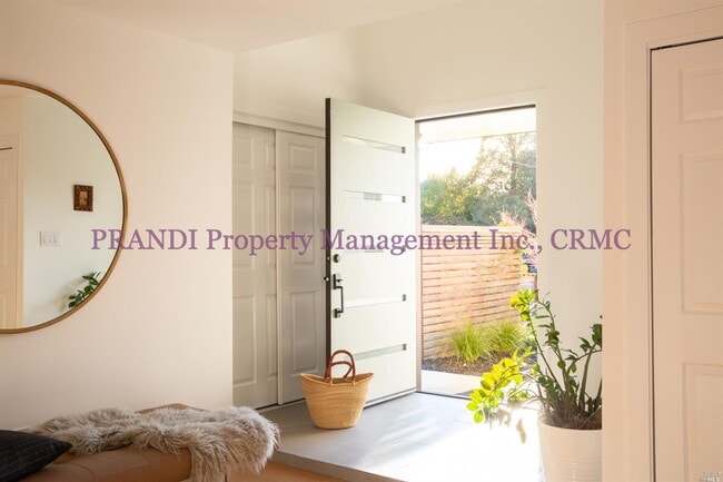 Building Photo - Contemporary Corte Madera Home, Recently R...
