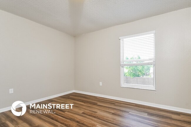 Building Photo - 2677 Hickory Ridge Dr