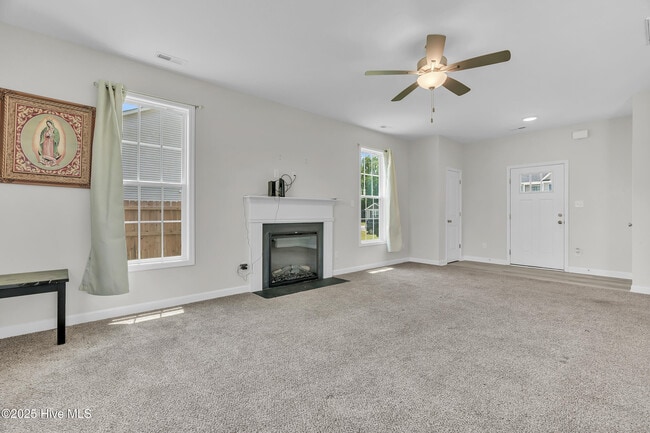 Building Photo - 1115 Carteret Mnr Dr