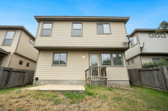 Building Photo - 1210 Tweed Willow