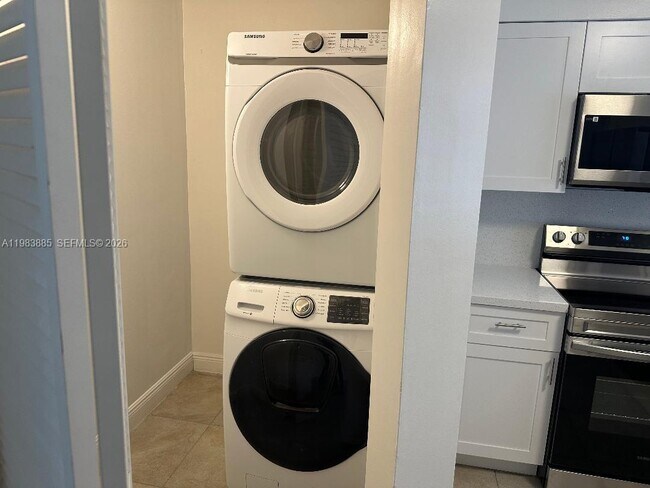 Building Photo - 6115 NW 186th St