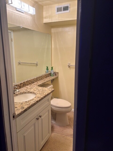 Building Photo - 374A Delancey Pl