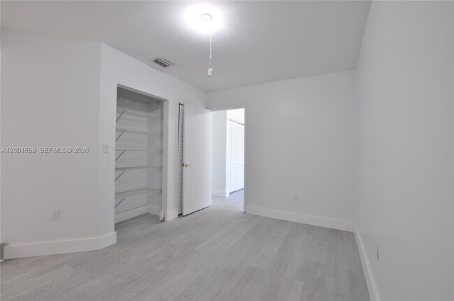 Building Photo - 11111 SW 78th Ct