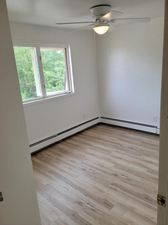 Building Photo - 2213 Lathrop St