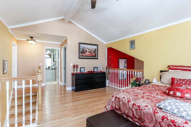 Building Photo - 8126 160th St