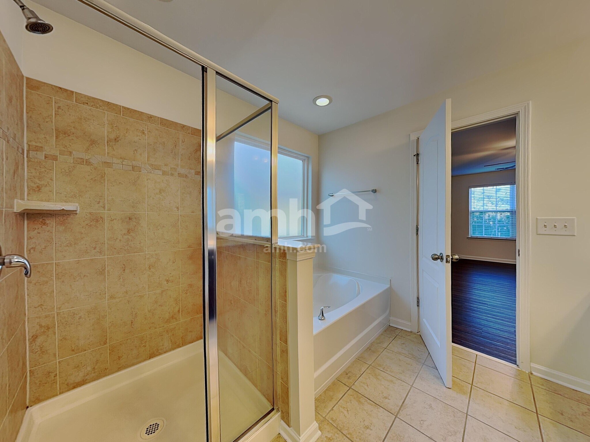 Building Photo - 128 Cherry Bark Dr