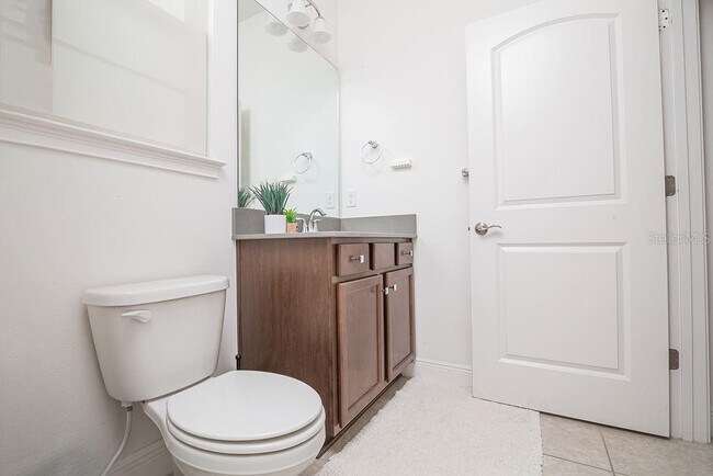 Building Photo - 7508 Wing Span Wy