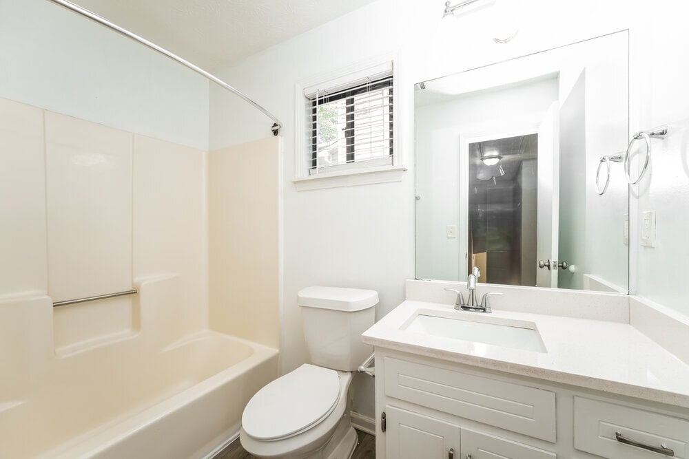 Building Photo - 2678 Porter Dr