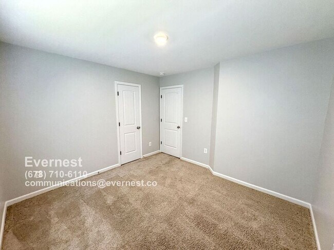 Building Photo - 5328 Hanover St