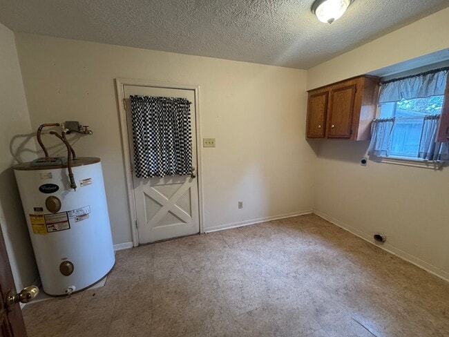 Building Photo - 22803 Trailwood Ln