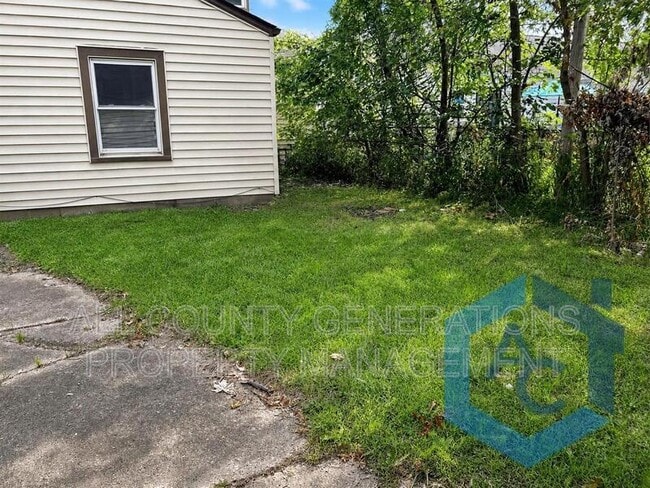 Building Photo - 12308 Sobieski Ave
