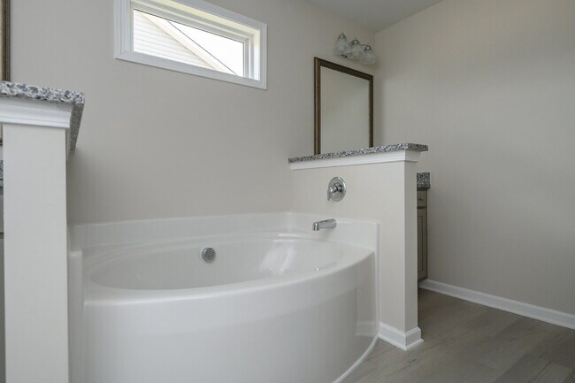 Building Photo - Elegant 4 Bedroom, 2 Bathroom Home with Modern Finishes & Open-Concept Living $2,150/mo rent