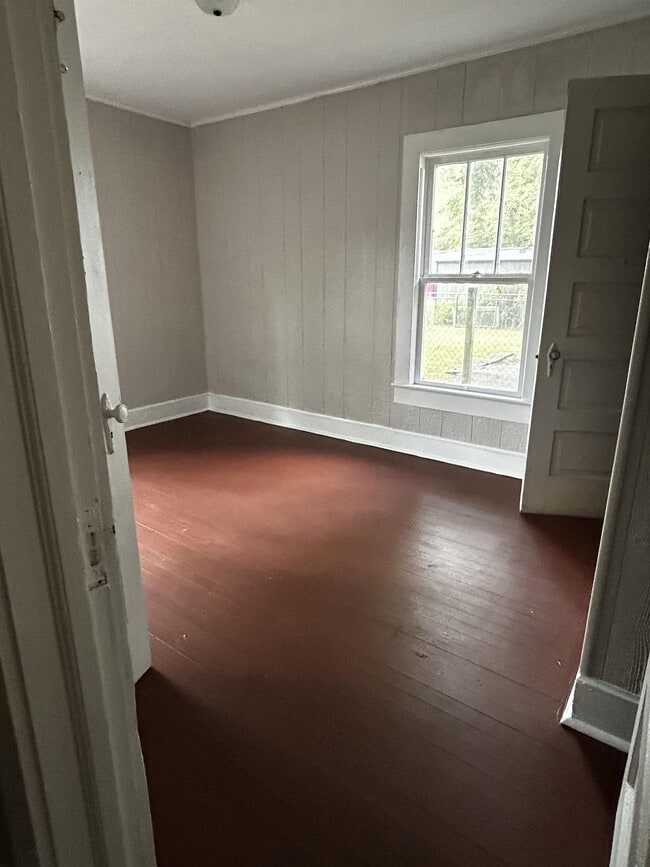 Building Photo - 1317 Stroud Ave