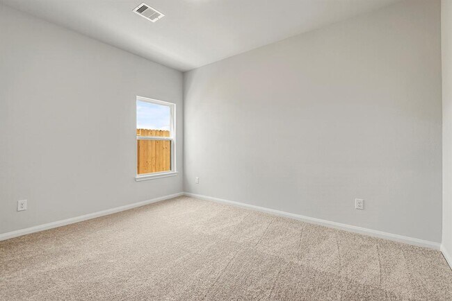 Building Photo - 8031 Alpine Bearberry Dr