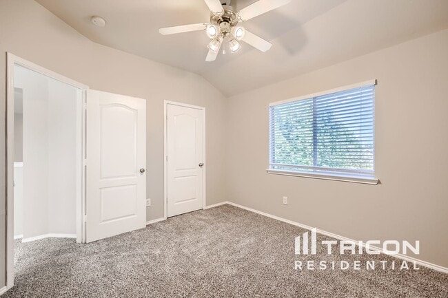Building Photo - 3812 Calloway Dr