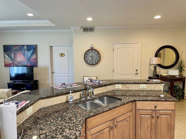 Building Photo - 4901 Laguna Blvd