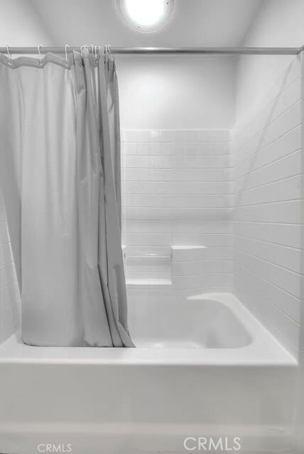 Building Photo - 4570 Willowbend Ct