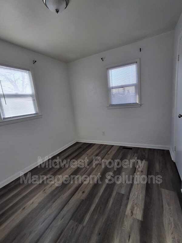 Building Photo - 2514 Chase St