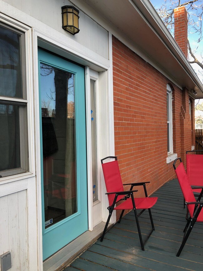 Building Photo - 4415 Stuart St