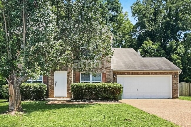 Building Photo - 8028 Meadowview Ln